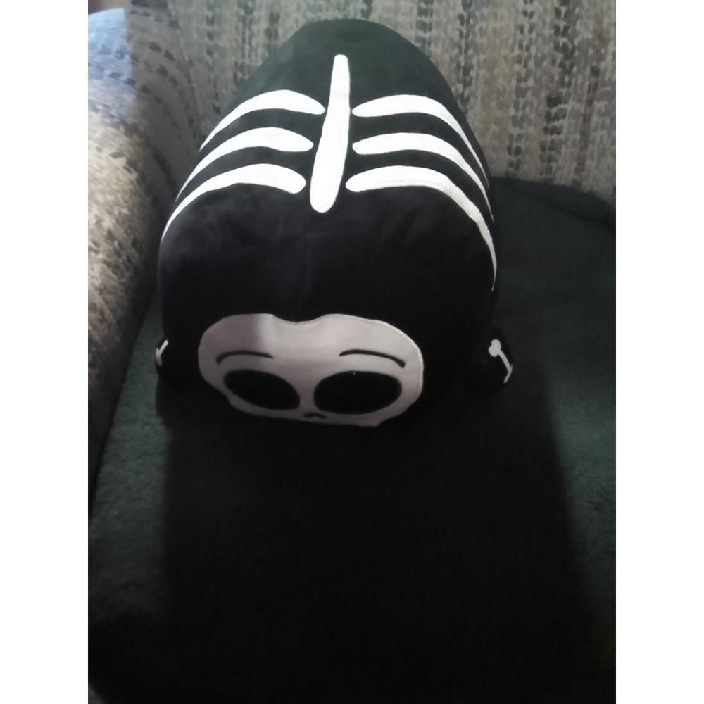 Smoochy Pals‎ Black And White Skelaton Head Stuffed Plush 15" X 12"